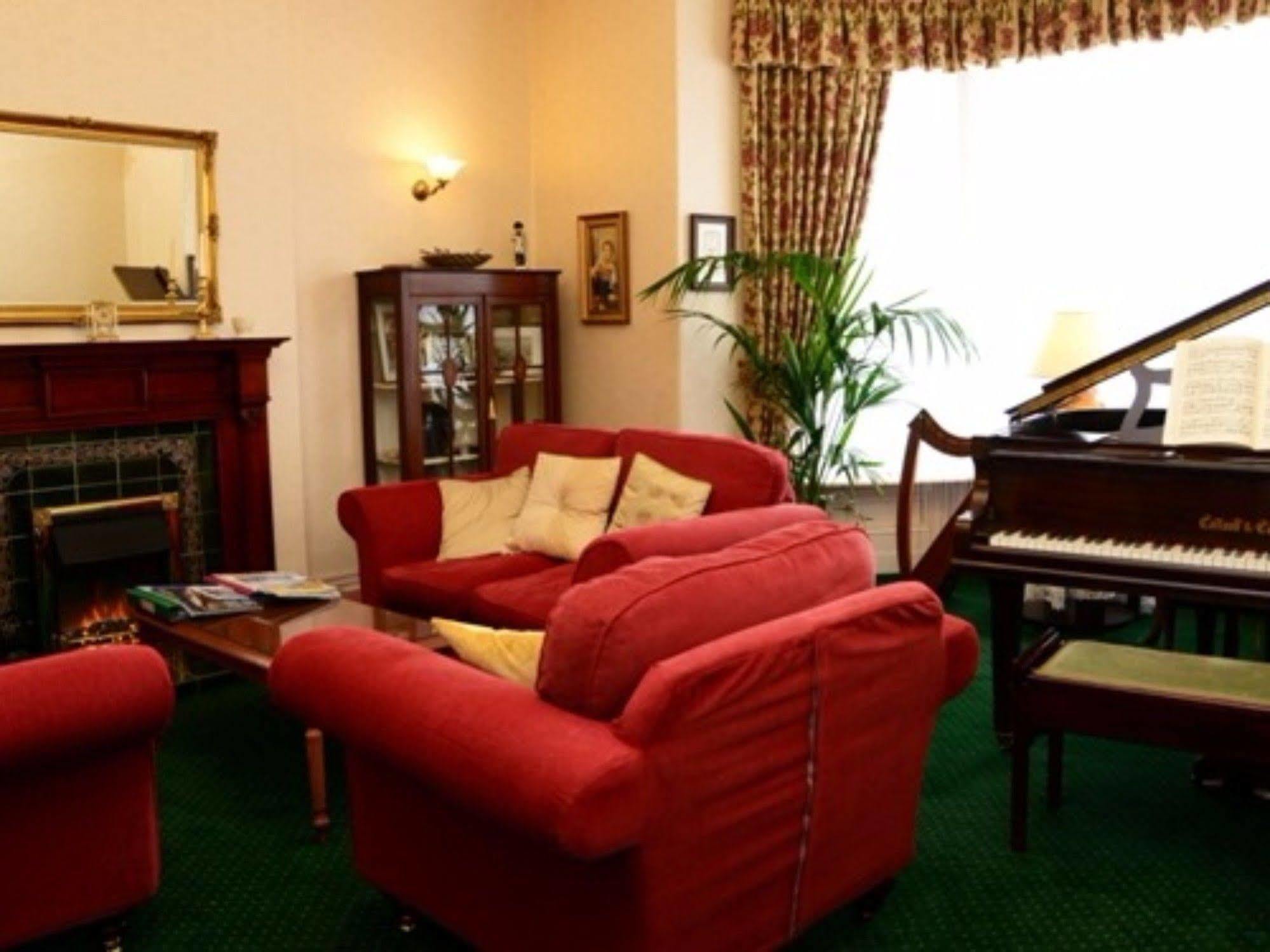 Adcote House (Adults Only) Hotel Llandudno Bagian luar foto