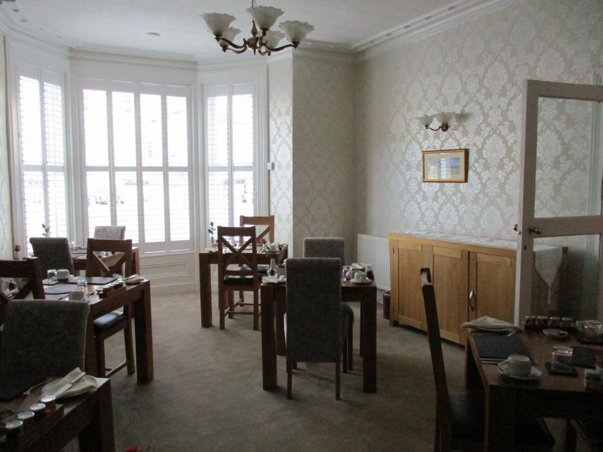 Adcote House (Adults Only) Hotel Llandudno Bagian luar foto